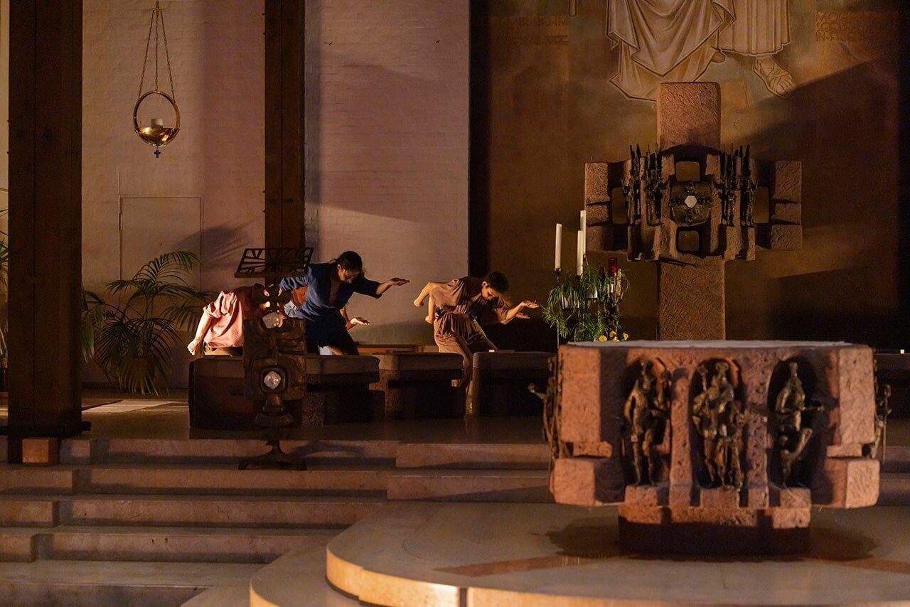 RebeccaMary-Inunsbewegt-30-min